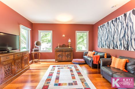 Property photo of 5 Valley Drive Beaconsfield Upper VIC 3808