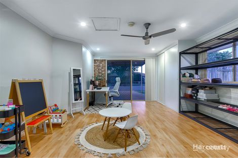 Property photo of 17 Orchid Crescent Fitzgibbon QLD 4018