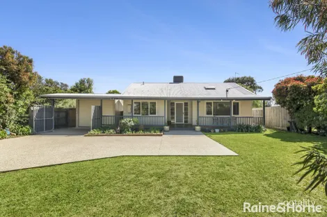 6 Waratah St, Rye, VIC 3941