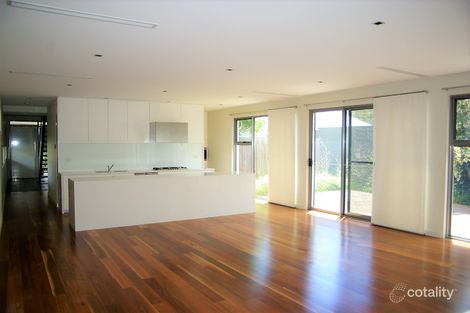 Property photo of 2 Botanic Drive Kew VIC 3101