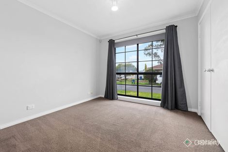 Property photo of 1/24 Coleridge Drive Delahey VIC 3037