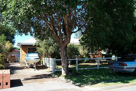 96 Ida St, Eden Hill, WA 6054