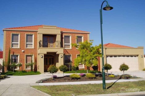 Property photo of 27 Palmerston Crescent Taylors Lakes VIC 3038