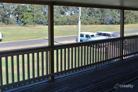 Property photo of 12 Oxley Parade Dunwich QLD 4183