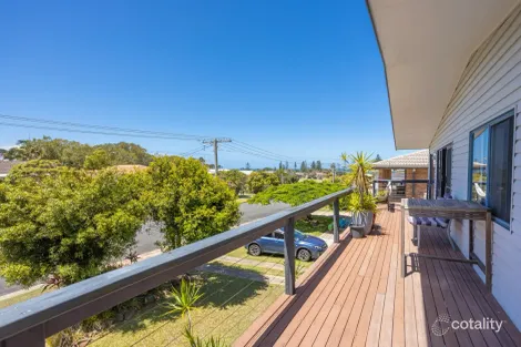 Property photo of 16 Old Bar Road Old Bar NSW 2430