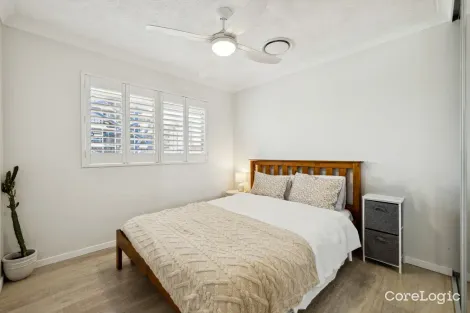 Property photo of 27/7 First Avenue Burleigh Heads QLD 4220