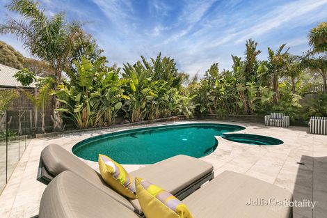 Property photo of 2 Whites Way Sorrento VIC 3943