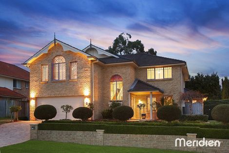 8 Sarah Jane Ave, Beaumont Hills, NSW 2155