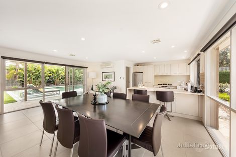 Property photo of 2 Whites Way Sorrento VIC 3943