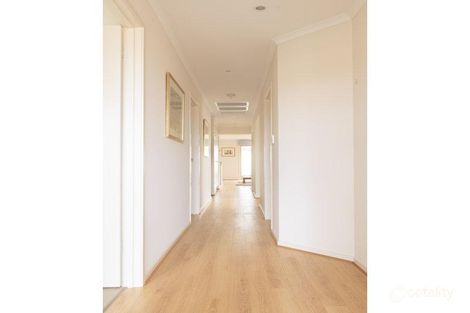 Property photo of 5 Kimber Avenue Huntfield Heights SA 5163