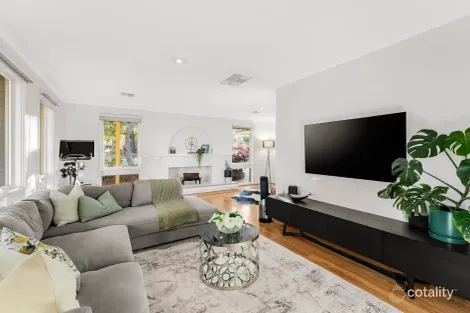 Property photo of 16 Heysen Grove Doncaster East VIC 3109