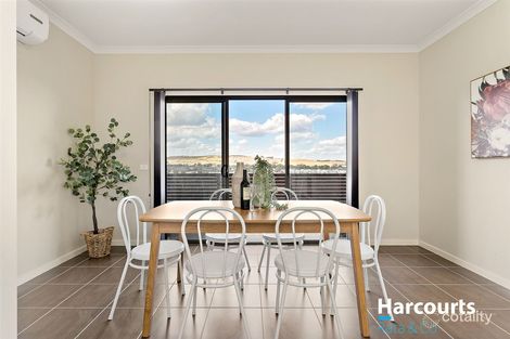 10 Swagman Walk, Wollert, VIC 3750