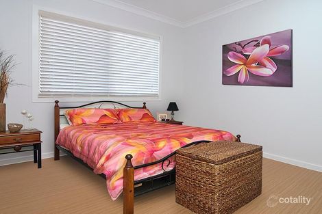 Property photo of 28 Johnstone Place Riverview QLD 4303