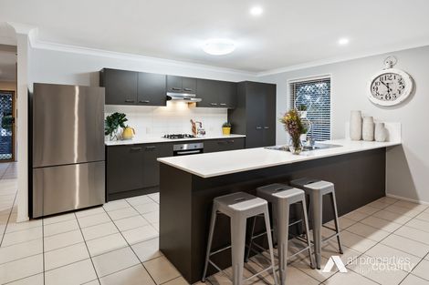 Property photo of 29 Cedarwood Street Berrinba QLD 4117