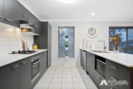 Property photo of 29 Cedarwood Street Berrinba QLD 4117