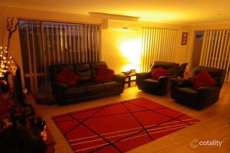 Property photo of 35 Feakle Bend Ridgewood WA 6030