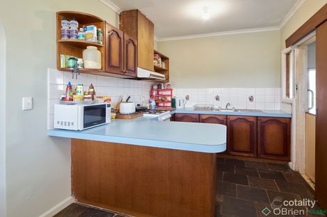 Property photo of 19 Bertram Street Drouin VIC 3818