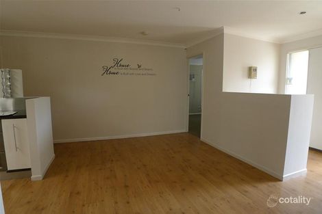 Property photo of 40 Yeates Crescent Meadowbrook QLD 4131