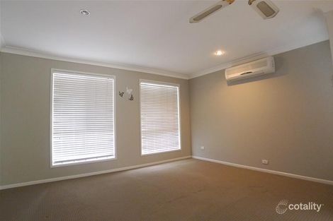Property photo of 40 Yeates Crescent Meadowbrook QLD 4131