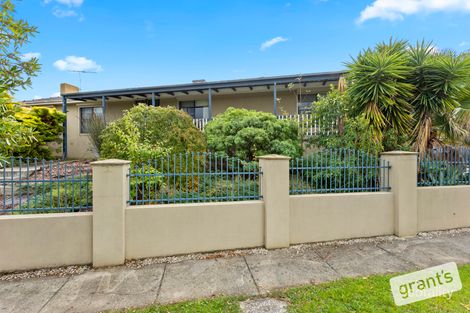 140-144 Emily Dr, Hallam, VIC 3803