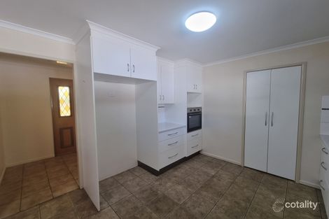 Property photo of 5 Green Grove Emerald QLD 4720