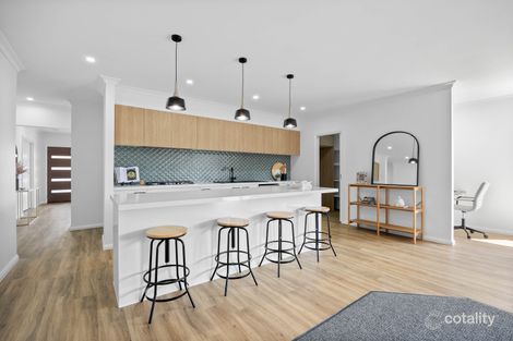 Property photo of 10 Hutchinson Drive Lucas VIC 3350