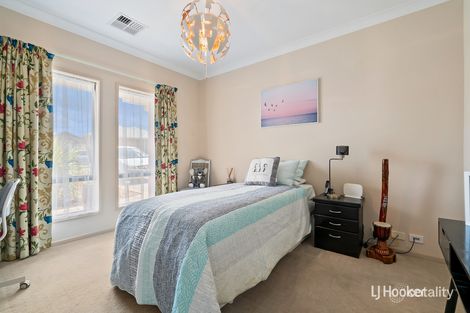 Property photo of 13 Kent Place Craigmore SA 5114