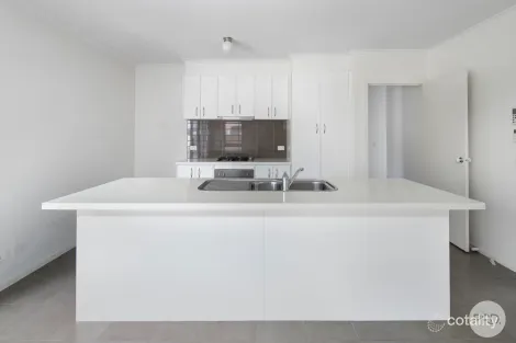 Property photo of 2/610A Talbot Street South Redan VIC 3350