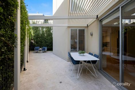 2/402 Barkly St, Elwood, VIC 3184