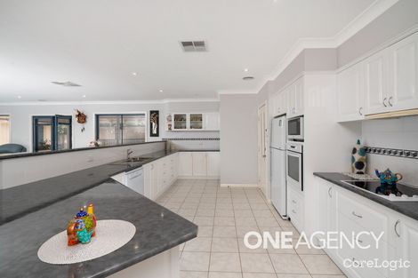 Property photo of 39 Hargrave Avenue Lloyd NSW 2650