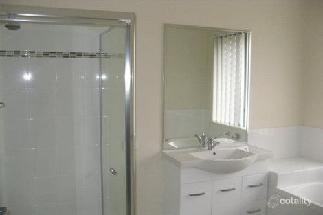 Property photo of 9 Iris Court Yamanto QLD 4305