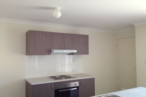 10 Poole Rd, Fernvale, QLD 4306