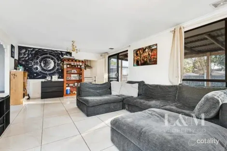 Property photo of 39 Taggerty Crescent Meadow Heights VIC 3048