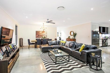 Property photo of 117 The Peninsula Helensvale QLD 4212