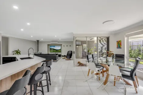 Property photo of 64 Hancock Circuit Kleinton QLD 4352