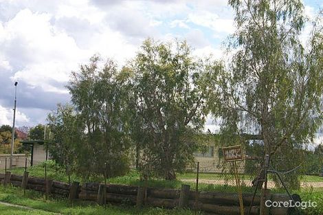 77 Brougham St, Fairfield, QLD 4103