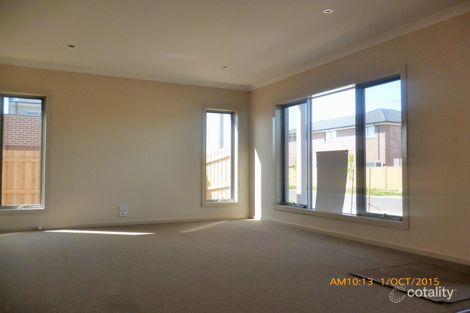 Property photo of 41 Maddock Street Point Cook VIC 3030