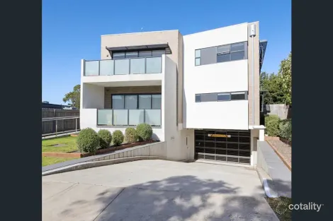 8/32 Spray St, Mornington, VIC 3931