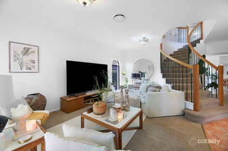 Property photo of 10 Palma Crescent Varsity Lakes QLD 4227