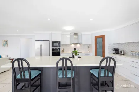 Property photo of 128 Carpenter Way Sandstone Point QLD 4511