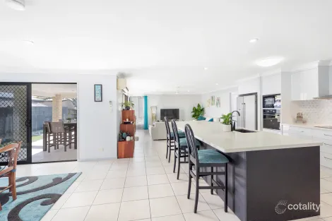 Property photo of 128 Carpenter Way Sandstone Point QLD 4511