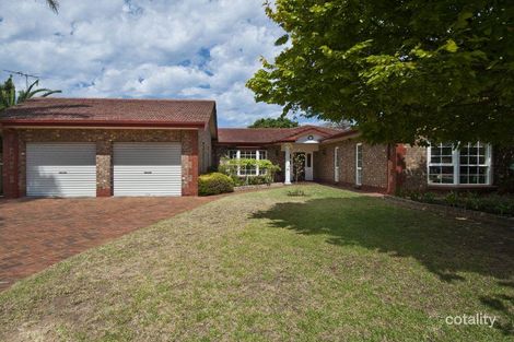 3 Douglas Gr, Glenelg North, SA 5045