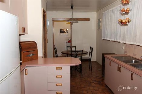 Property photo of 5 Sutton Close Gladstone Park VIC 3043