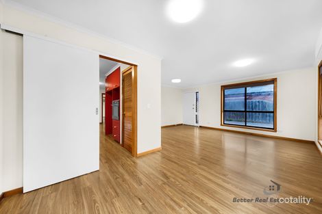 Property photo of 6 Weebill Court Werribee VIC 3030