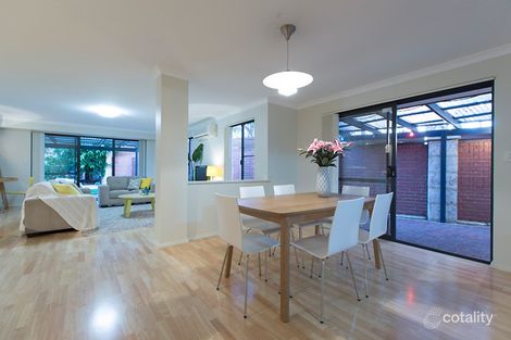 Property photo of 5 Silvergum Close Stirling WA 6021