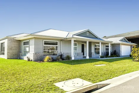 Property photo of 1 Janson Place Lilydale VIC 3140
