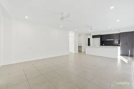Property photo of 8 Bourke Crescent Nudgee QLD 4014