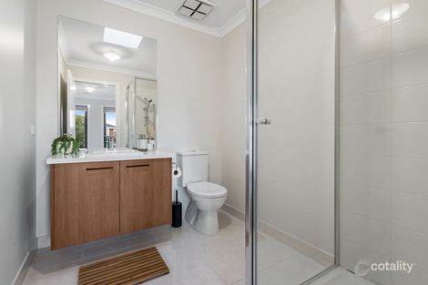 Property photo of 16 Chambly Drive Mickleham VIC 3064