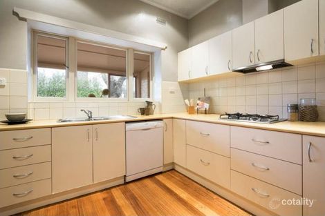 Property photo of 5 Stradbroke Avenue Brighton East VIC 3187