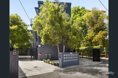 3/25 Foam St, Elwood, VIC 3184